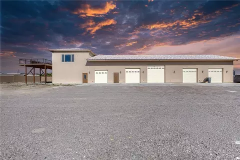 1822 E Hammer Ln, Fort Mohave, AZ 86426