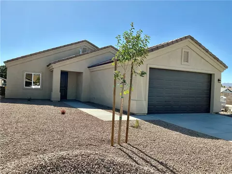 3683 N Pearl, Kingman, AZ 86409
