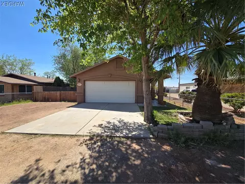 2470 E Neal Ave, Kingman, AZ 86409