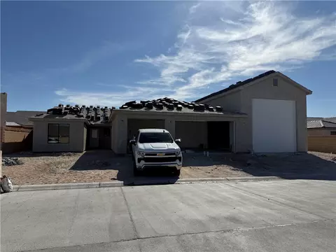 6084 S Carriage Ave, Fort Mohave, AZ 86426