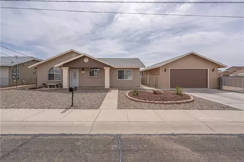 2724 Chambers Ave, Kingman, AZ 86401