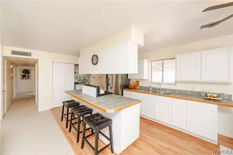 Kitchen - 3150 E Northfield Ave, Kingman, AZ 86409 photo 1 of 5