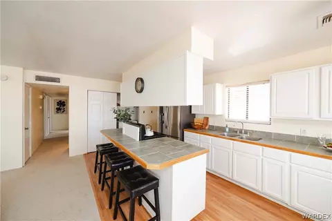 Kitchen - 3150 E Northfield Ave, Kingman, AZ 86409 photo 2 of 5
