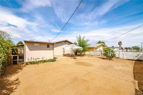 Exterior - 3150 E Northfield Ave, Kingman, AZ 86409 photo 12 of 19