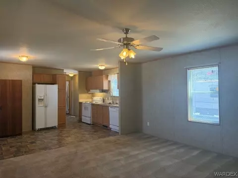 3530 E Robin Ln, Kingman, AZ 86409 photo 3