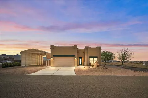 7478 E Turtle Bank Dr, Kingman, AZ 86401