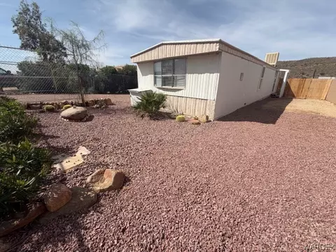 9661 2nd St, Chloride, AZ 86431