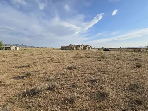7783 E Tall Tree Ct, Kingman, AZ 86401 photo 2