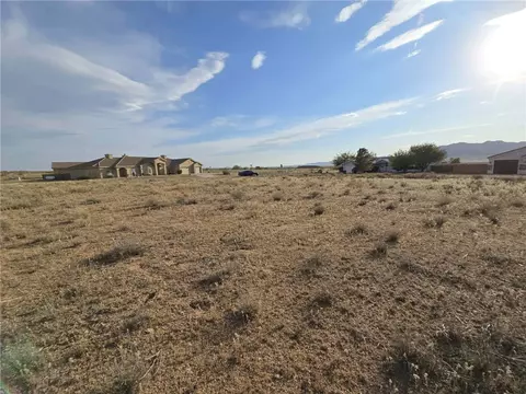 7783 E Tall Tree Ct, Kingman, AZ 86401 photo 4