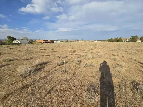 7783 E Tall Tree Ct, Kingman, AZ 86401 photo 3