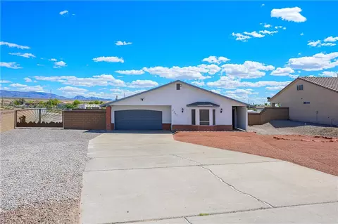2307 E Dakota Rd, Fort Mohave, AZ 86426
