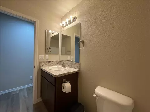 Bath - 3396 E Cane Dr, Kingman, AZ 86409 photo 6 of 6