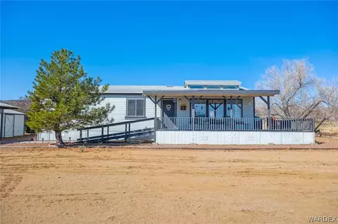 1249 E Citrus Dr, Kingman, AZ 86409 photo 2