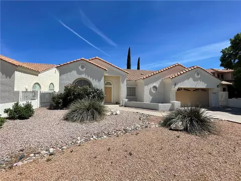 2516 Golf Dr, Kingman, AZ 86401