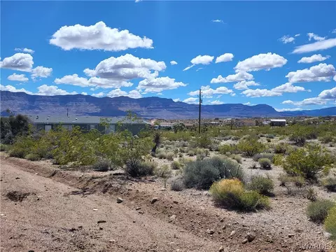 370 E Galloway Dr, Meadview, AZ 86444 photo 6