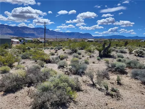370 E Galloway Dr, Meadview, AZ 86444 photo 7