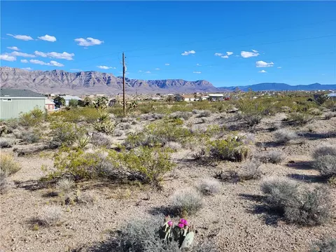 370 E Galloway Dr, Meadview, AZ 86444 photo 2