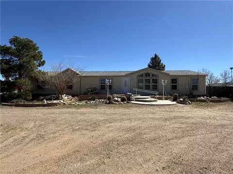 4060 N Benton St, Kingman, AZ 86409