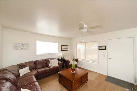3589 E Bluebird Ln, Kingman, AZ 86409 photo 6