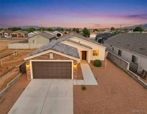 3700 N Adams St, Kingman, AZ 86409