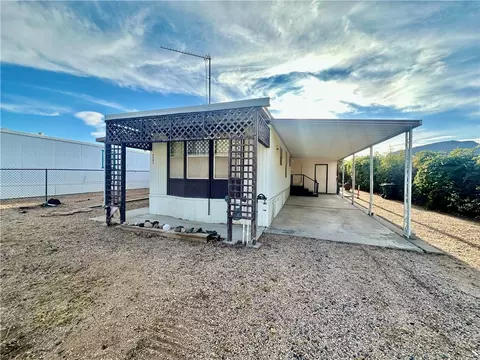 4591 N Vickie Ln, Kingman, AZ 86409