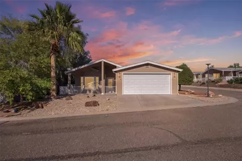 774 Laurel Crst, Bullhead City, AZ 86429