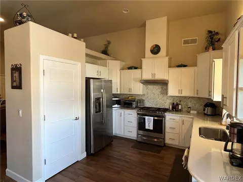 Kitchen - 3913 Easy St, Kingman, AZ 86409 photo 2 of 2