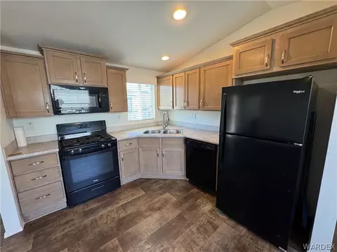 1204 Birch Dr, Kingman, AZ 86409 photo 4