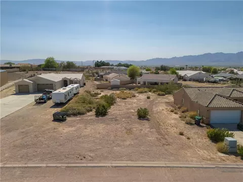 2240 E Roberts Way, Fort Mohave, AZ 86426