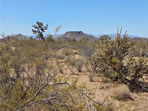 244-09 S 190 S Mary Pl, Yucca, AZ 86438