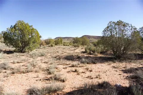 354-42 N 045 N Quail Nest Rd, Kingman, AZ 86409
