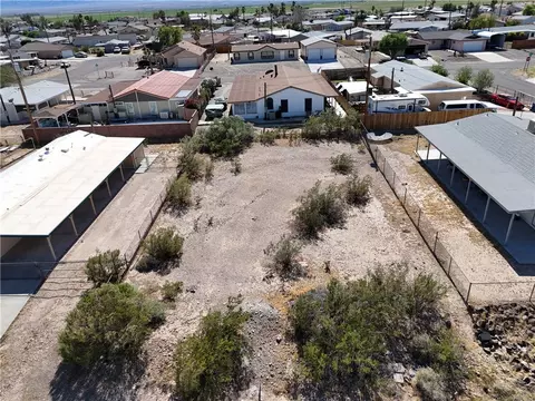 5529 S Pearl St, Fort Mohave, AZ 86426