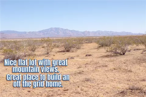 2820 S Manzanita Rd, Golden Valley, AZ 86413