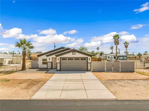 1204 Zircon Ave, Bullhead City, AZ 86442
