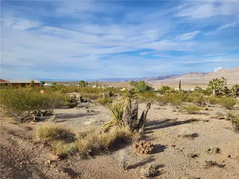 920 E Spencer Dr, Meadview, AZ 86444 photo 4