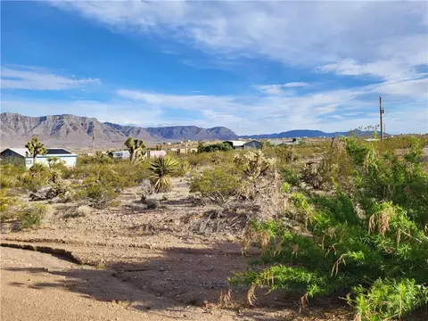 920 E Spencer Dr, Meadview, AZ 86444
