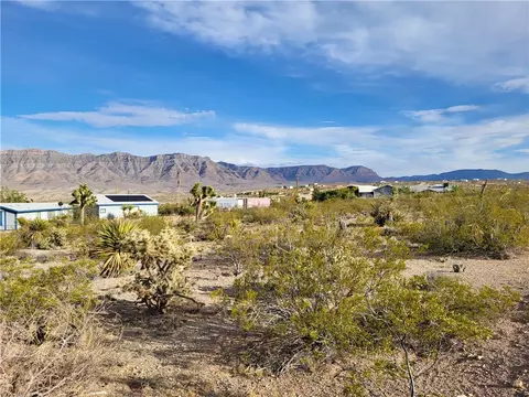 920 E Spencer Dr, Meadview, AZ 86444 photo 2