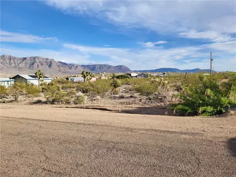 920 E Spencer Dr, Meadview, AZ 86444 photo 5