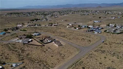6940 E Trails End Ln, Kingman, AZ 86401 photo 7