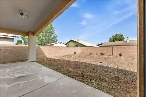 Exterior - 3945 E Packard Ave, Kingman, AZ 86409 photo 1 of 7