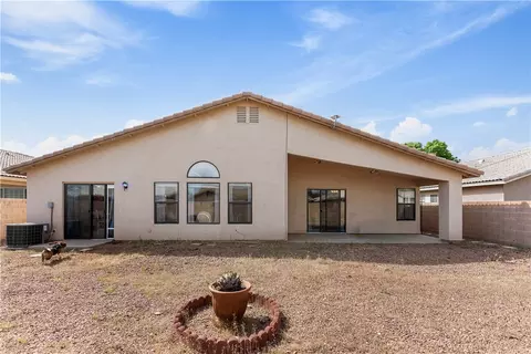 Exterior - 3945 E Packard Ave, Kingman, AZ 86409 photo 3 of 7