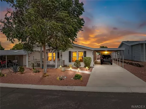 2350 Adobe Apt 101 Rd, Bullhead City, AZ 86442