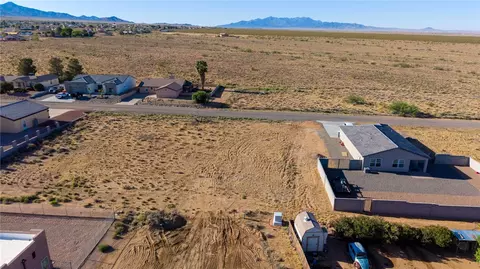 7827 E Devils Arch Dr, Kingman, AZ 86401 photo 7