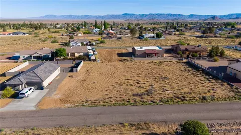 7827 E Devils Arch Dr, Kingman, AZ 86401 photo 5