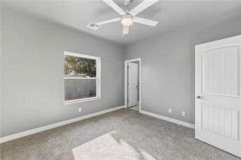 Bedroom - 2775 E Butler Ave, Kingman, AZ 86409 photo 1 of 6