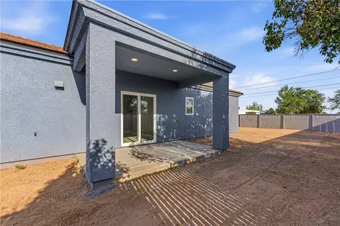 Exterior - 2775 E Butler Ave, Kingman, AZ 86409 photo 5 of 5