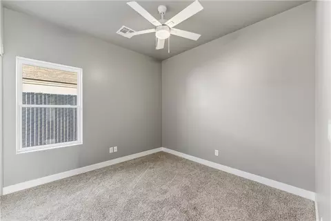 Bedroom - 2775 E Butler Ave, Kingman, AZ 86409 photo 4 of 6