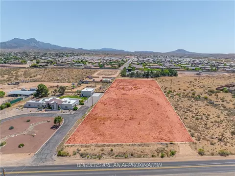 3370 Louise Ave, Kingman, AZ 86401