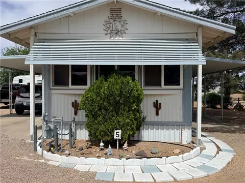 3375 N Fairfax Apt 5 St, Kingman, AZ 86409