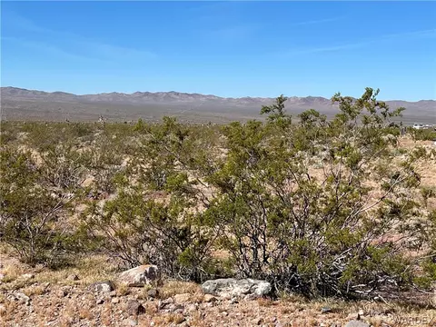 lot S 8196 N Hitching Post Rd, White Hills, AZ 86445